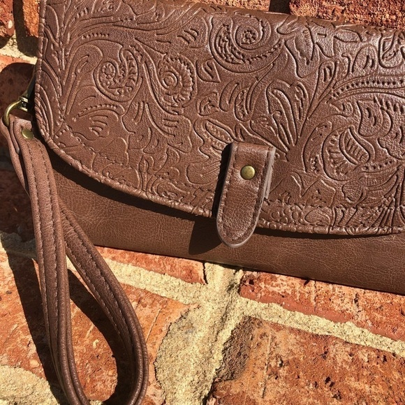 WRISTLET, Wallet, Brown, Embossed - Picture 3 of 11